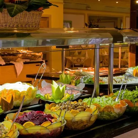 מלון Puerto Palace 4*