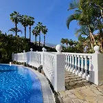 Puerto Palace