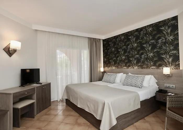 Szálloda Puerto Palace 4*